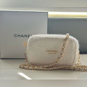 CHANEL Crossbody Bag • White & Gold • 2024 Holiday Edition • Snowflake Charm